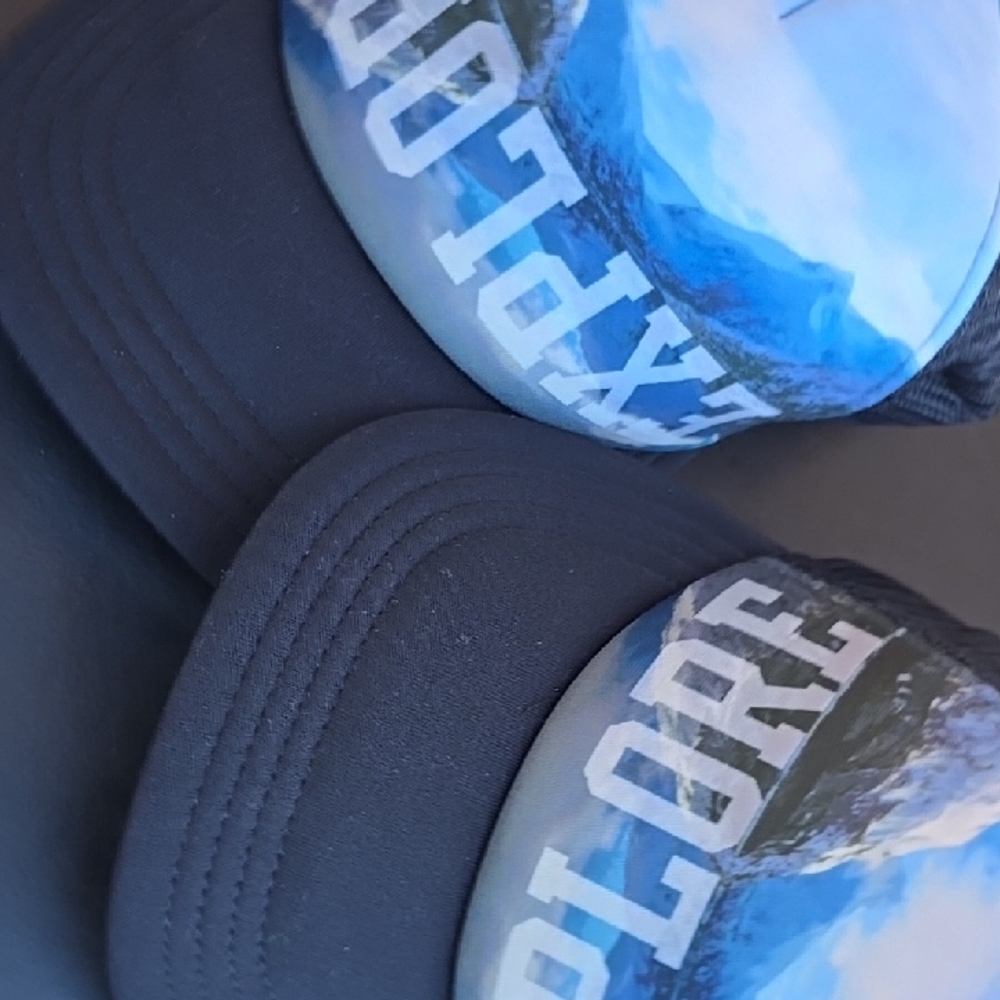 The North Face EXPLORE HATS Little Kids (Youth Size) 7,8,9,10 Years Old